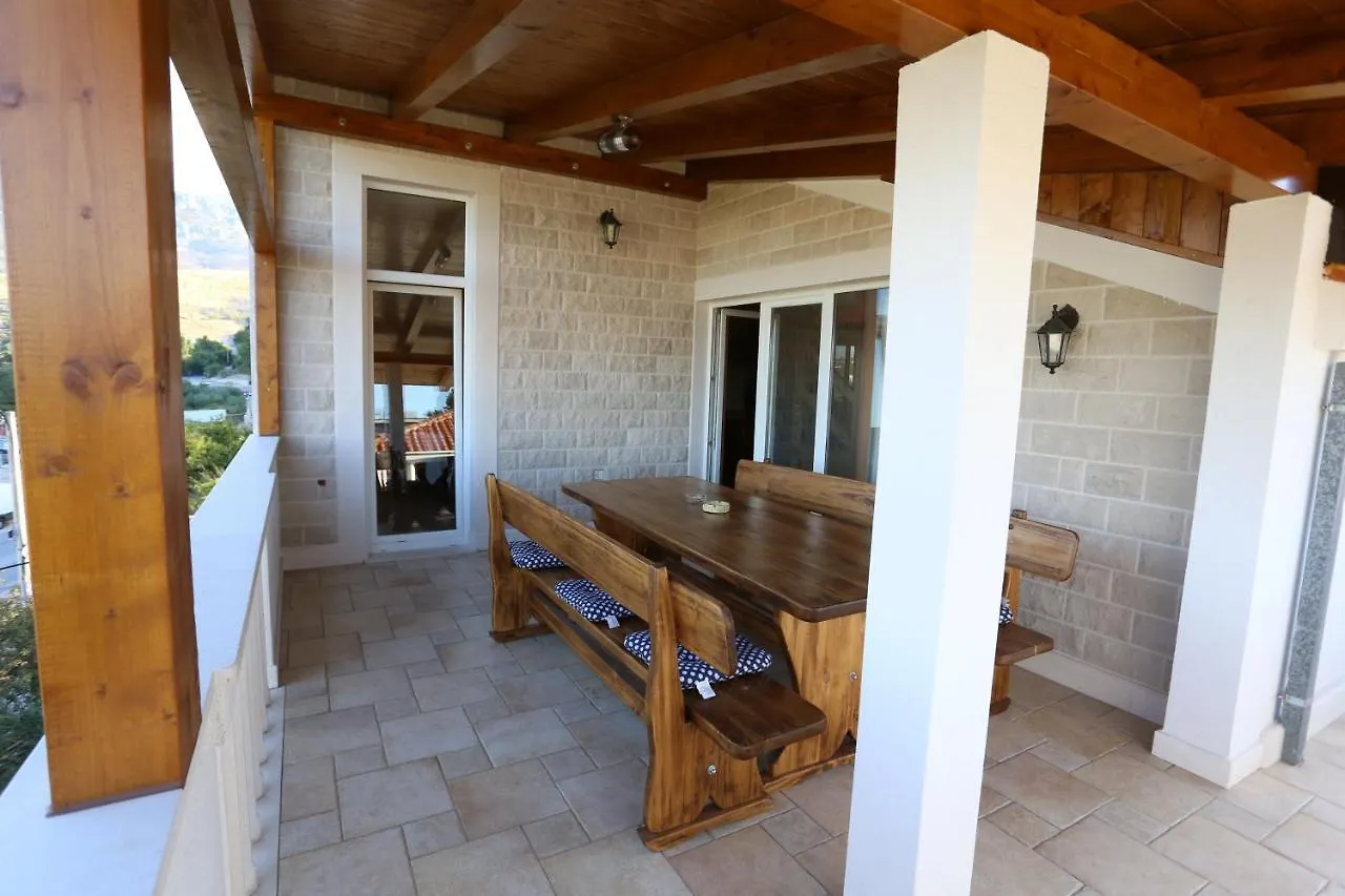 Apartment Beach سبليت 0*,